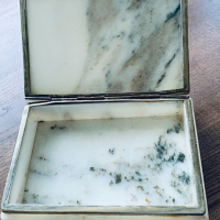 Мраморна кутийка за бижута, снимка 2 - Антикварни и старинни предмети - 36550430