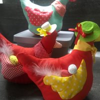 Текстилни кокошки за декорация, снимка 1 - Декорация за дома - 32420501
