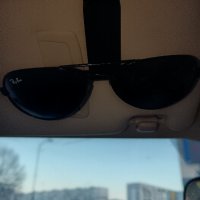 Държач щипка за очила за кола, снимка 2 - Аксесоари и консумативи - 43765459