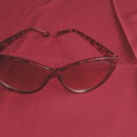   Продавам дамски маркови слънчеви очила, снимка 12 - Слънчеви и диоптрични очила - 27784229