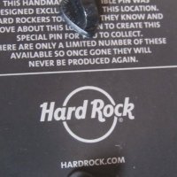 Оригинална метална значка Hard Rock Cafe Прага,чехия, снимка 9 - Други ценни предмети - 27598470