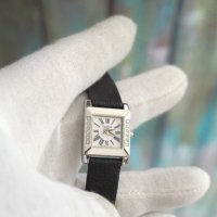 Pierre Balmain - дамски часвник с инкрустирани диаманти, снимка 8 - Дамски - 43446650