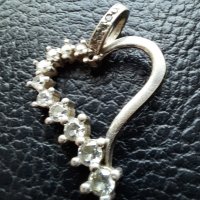 Сребърна висулка - екстравагантно сърце с циркони - арт !, снимка 1 - Колиета, медальони, синджири - 43712370