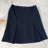 Lisa Spanioli оригинална плисирана  пола като нова, Днес 9.90 лв, снимка 1 - Поли - 27772374