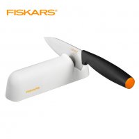 Точило за ножове Fiskars Functional Form Roll-Sharp, снимка 2 - Аксесоари за кухня - 28420229