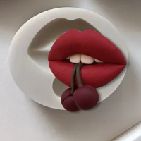 Силиконов молд устни с череши за фондан декорация на торта  коктейли усмивка целувка с череша, снимка 2 - Форми - 44843291