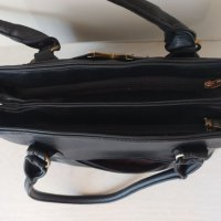 Дамска чанта черна , снимка 3 - Чанти - 38086180