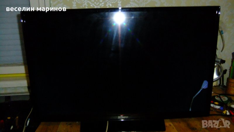 Продавам телевизор LCD - HITACHI 32'', снимка 1