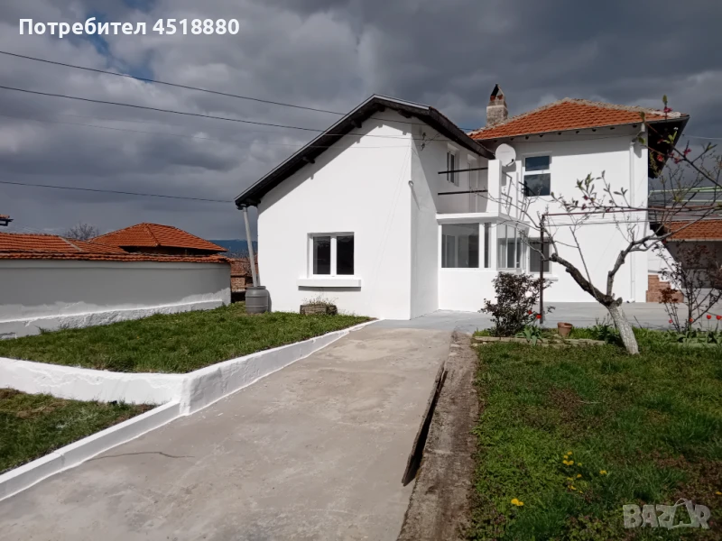   Haus    , снимка 1