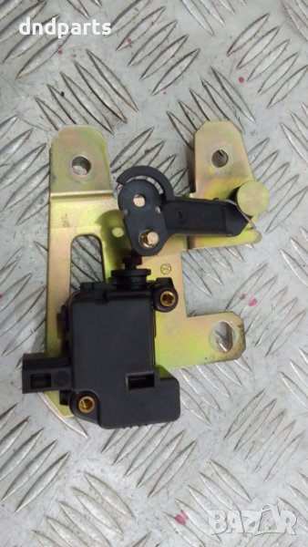 Моторче заден капак VW Touareg 2005г., снимка 1