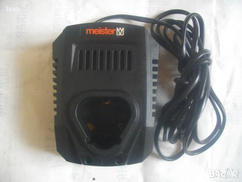НОВО 12V MEISTER Li-ion ЗАРЯДНО МЕЙСТЕР НЕМСКО ОРИГИНАЛНО ЗА 12 ВОЛТОВИ ЛИТИЙ-ЙОН БАТЕРИИ ЗАКРЪГЛЕНИ, снимка 1