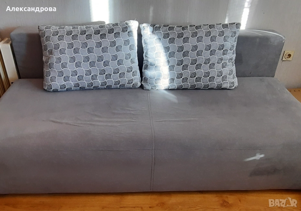 Продавам диван , снимка 1