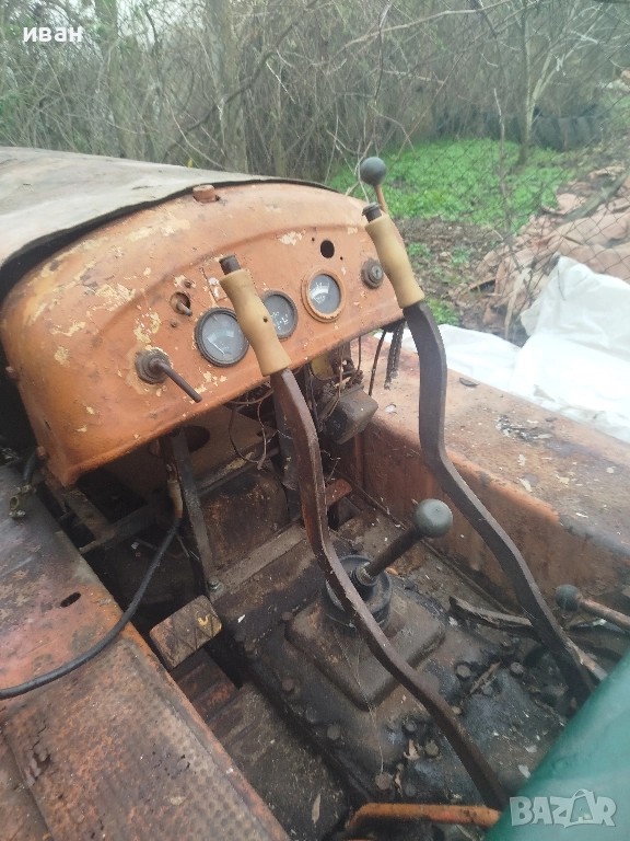 Верижен трактор ТЛ-30, снимка 1