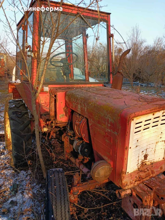 Трактор Владимирец Т-25 с прикачен инвентар към него (на снимките), снимка 1
