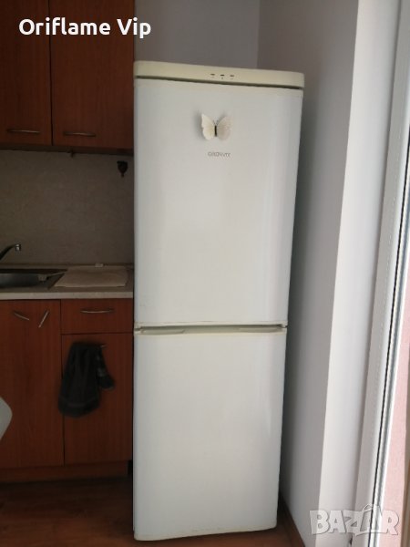Хладилник с камера, снимка 1