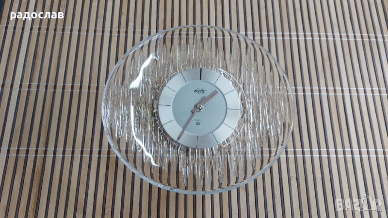 Кристален стенен часовник-HOYA, снимка 1