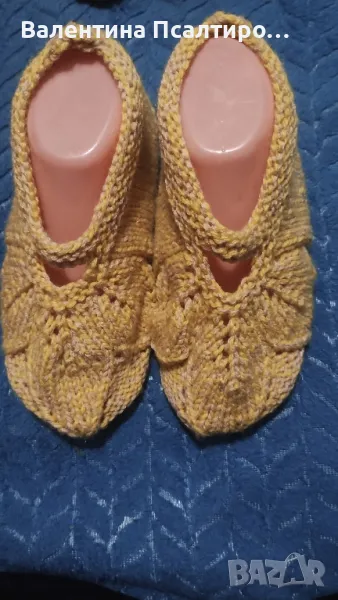 Дамски плетени терлици модел три листенца , снимка 1