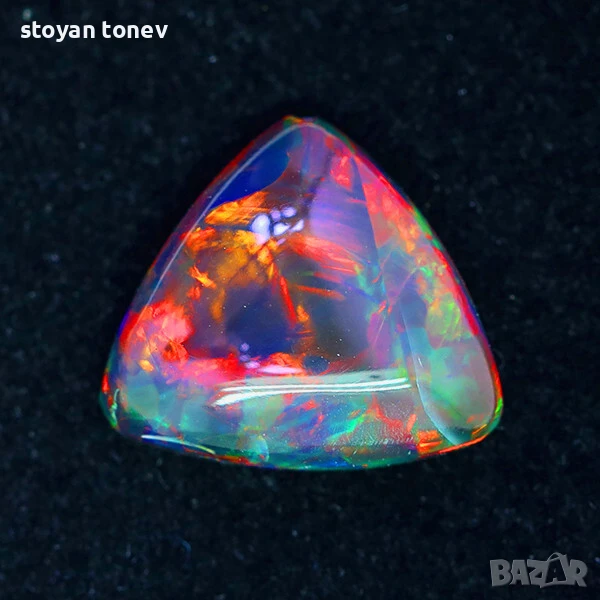 Впечатляващ черен опал с широка шарка в цветовете на дъгата 2.52кт.! Нов!, снимка 1