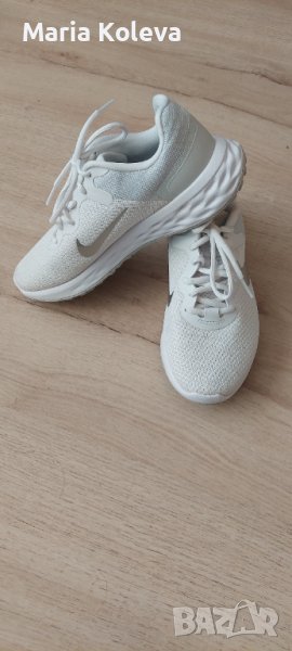 Маратонки NIKE , снимка 1