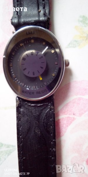 Часовник дамски Q Q, снимка 1