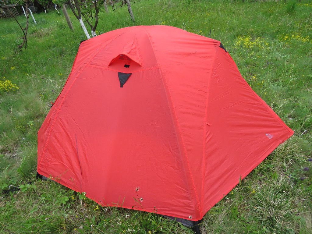 Продавам ново червено покривало за двуместна палатка с 4000 мм воден стълб  и лепени шевове в Палатки в гр. София - ID29015972 — Bazar.bg