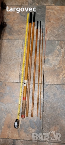 старинна дървена пръчка за риболов