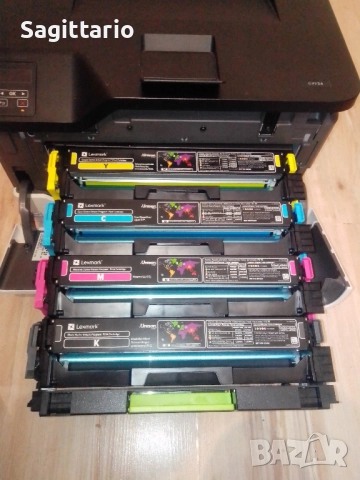 продавам цветен лазерен принтер Lexmark C3224, снимка 2 - Принтери, копири, скенери - 52644052