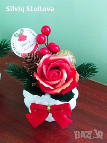 🎅🏻 Коледни бюджетни керамични кашпи със сапунени коледна звезди и рози🎄, снимка 5 - Коледни подаръци - 43250544