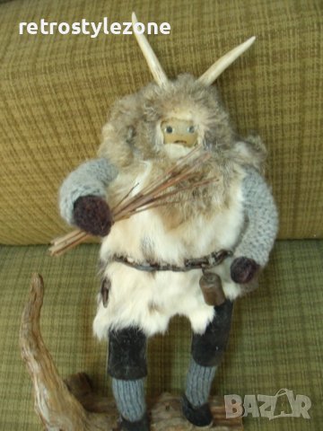 № 6502 стара фигура   - дърво, метал,текстил,кожа  - размери - височина 46 см , ширина 30 см , снимка 2 - Други ценни предмети - 37916268