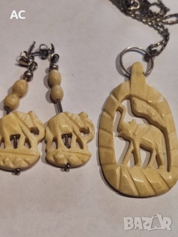 сребро с кост , снимка 9 - Колиета, медальони, синджири - 44005477