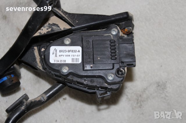 педал газ  Jaguar XF 2.7d 2010, снимка 4 - Части - 28429277