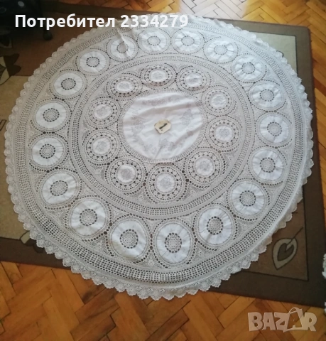 Кокривки за маси,  плетени ръчно и кадифена, 135х135см., снимка 4 - Антикварни и старинни предмети - 47770530