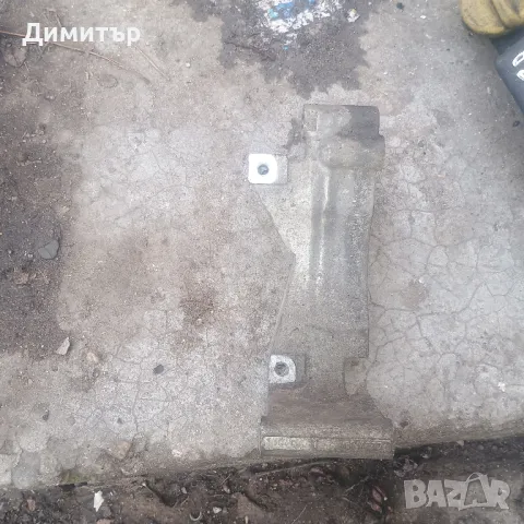 Конзола Двигател За Ланча Ипсилон 1.2Моно 2000г / Lancia Y 1.2Mi 2000y, снимка 3 - Части - 48794552