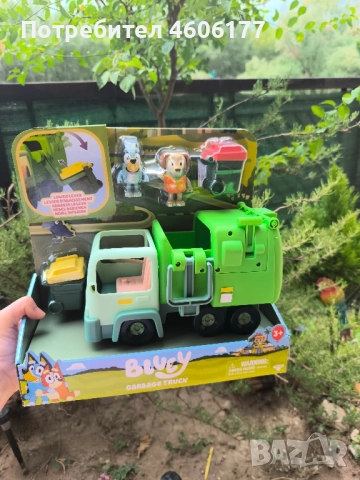 Bluey Блуи камион за боклук с две фигури 