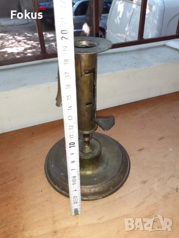 Стар бронзов свещник с механизъм за регулиране на свеща, снимка 7 - Антикварни и старинни предмети - 53273519