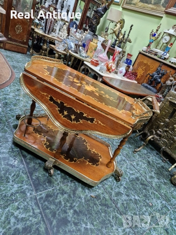 Уникална антикварна английска количка за сервиране 