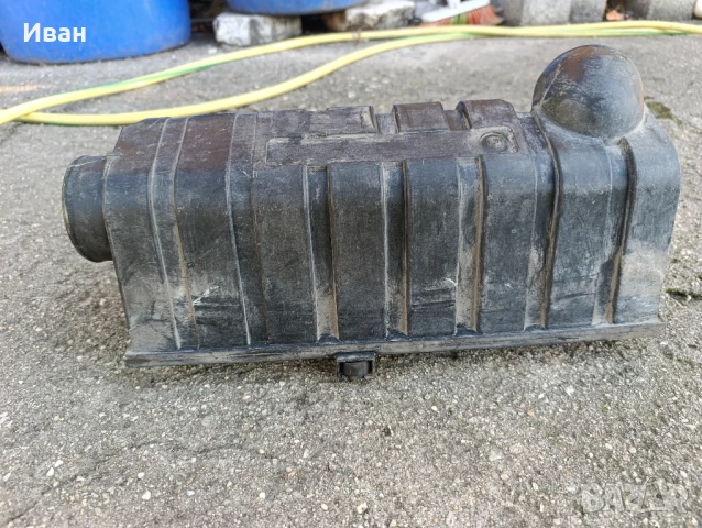 Кутия въздушен разширител за Форд Транзит 2002г.-2.0TDCI, снимка 2 - Части - 51336075