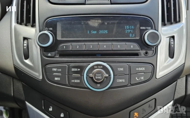 Chevrolet Cruze, снимка 11 - Автомобили и джипове - 53344879