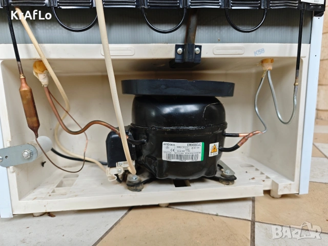 Хладилник с фризер Indesit NCAA 55 228л., снимка 2 - Хладилници - 53384591