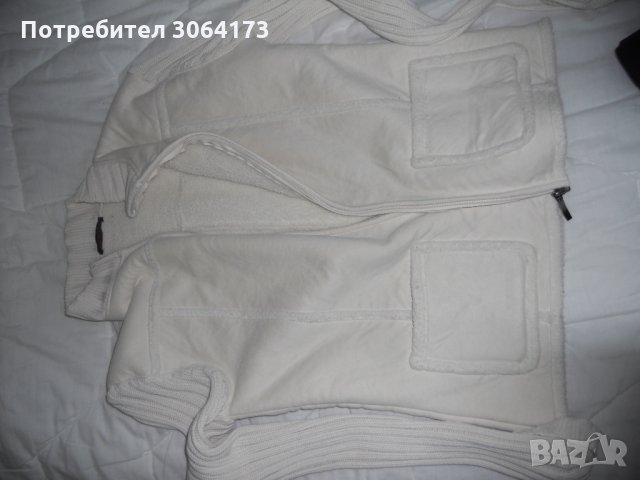 ВСИЧКО по 4 лв - Блузи Дънки Суитчъри ТЕНИСКИ - Размер S , M , L , XL, снимка 3 - Спортни екипи - 32879883