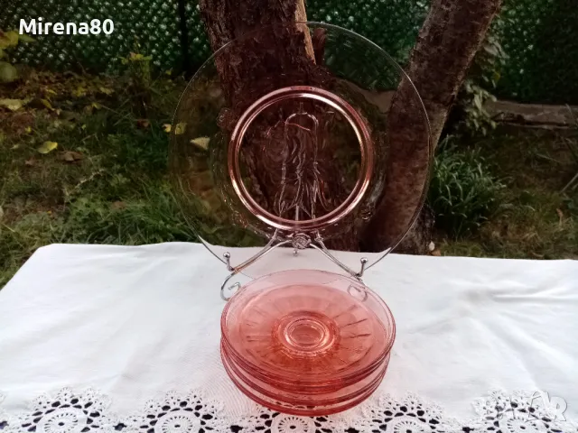 Тортен сервиз розово стъкло