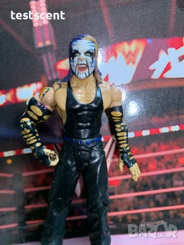 Екшън фигура WWE Jeff Hardy Ruthless Aggression Джеф Харди играчка Jakks Pacific White face paint, снимка 4 - Фигурки - 49511597