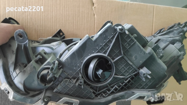 Продавам - оригинален десен фар за Тойото Рав 4 2024 г. за части, снимка 5 - Части - 51763130