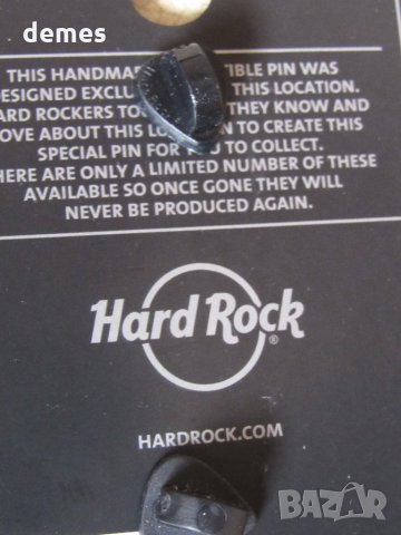 Оригинална метална значка Hard Rock Cafe Прага,чехия, снимка 9 - Други ценни предмети - 27598470