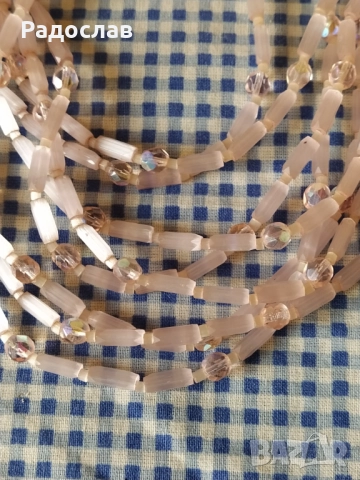 старо многоредово колие, снимка 2 - Колиета, медальони, синджири - 51501193