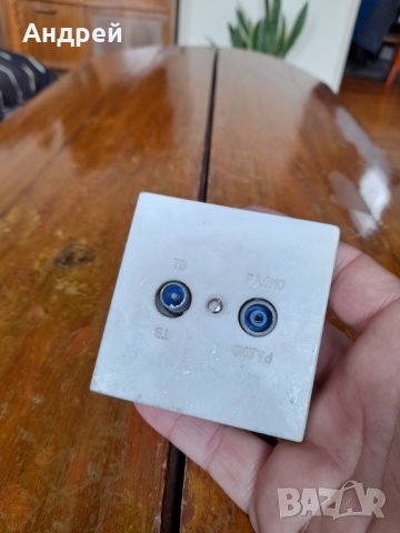 Стара ТВ,Радио розетка, снимка 2 - Други ценни предмети - 40733343