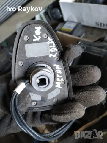 Антена за Renault Megane 2013, снимка 2 - Части - 48504266