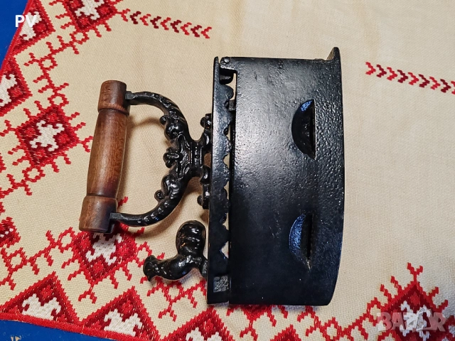 Старинна желязна ютия / ютия на жар, снимка 2 - Антикварни и старинни предмети - 53249037