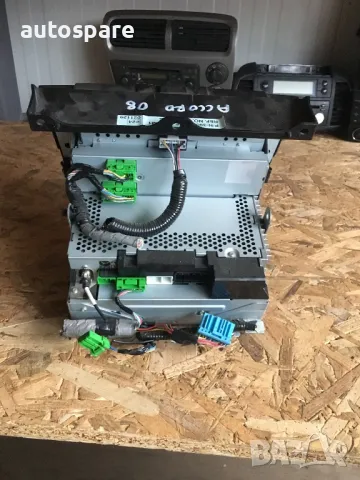 GPS навигация. CD плеър / Мултимедия Honda Accord VII 2002-2008, ОЕМ 39050-SEF-E430-M1. , снимка 3 - Части - 49399296