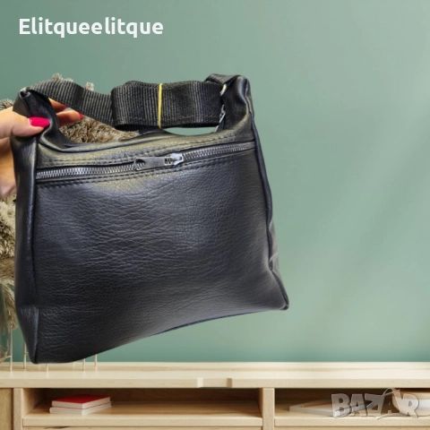 Малка дамска чантичка, снимка 6 - Чанти - 52272006